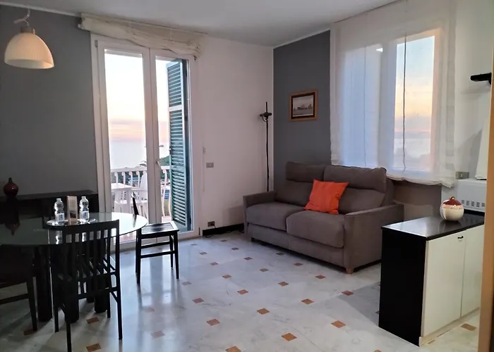 Savoia Apartments Genova